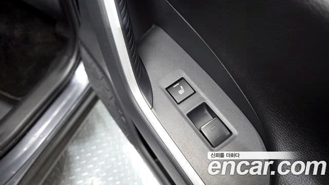 Toyota RAV4 5세대 2.5 4WD гибрид LTD, 2024 19