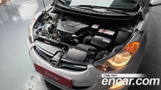 Hyundai Avante MD Luxury, 2012 6