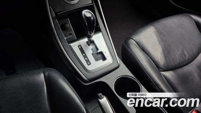 Hyundai Avante MD Luxury, 2012 9