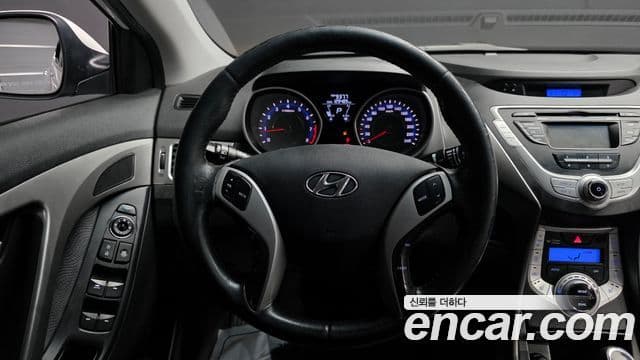 Hyundai Avante MD Luxury, 2012 13