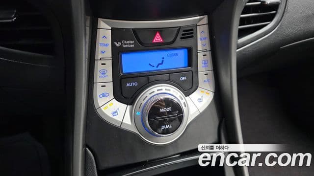 Hyundai Avante MD Luxury, 2012 16