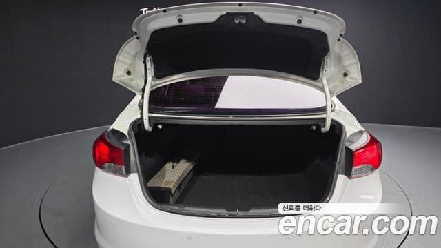 Hyundai Avante MD Luxury, 2012 20