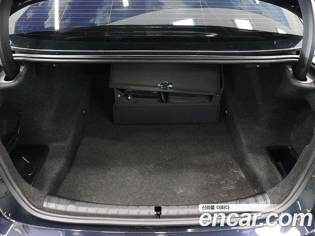 BMW 5시리즈 (G30) 520i M Sport, 2023 все фото