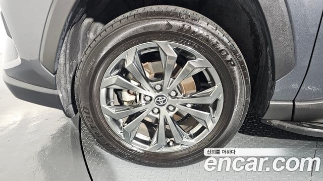 Toyota RAV4 5세대 2.5 4WD гибрид LTD, 2023 все фото