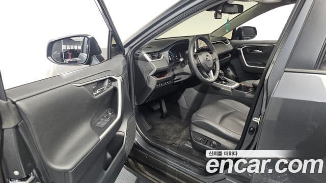 Toyota RAV4 5세대 2.5 4WD гибрид LTD, 2023 10
