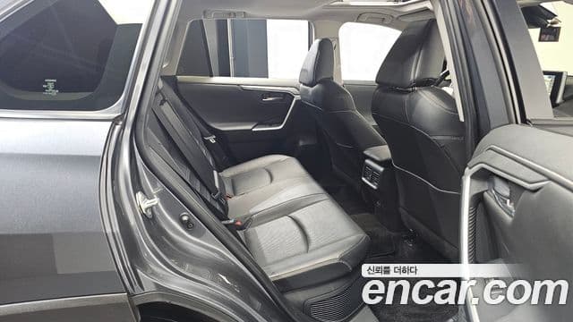 Toyota RAV4 5세대 2.5 4WD гибрид LTD, 2023 12