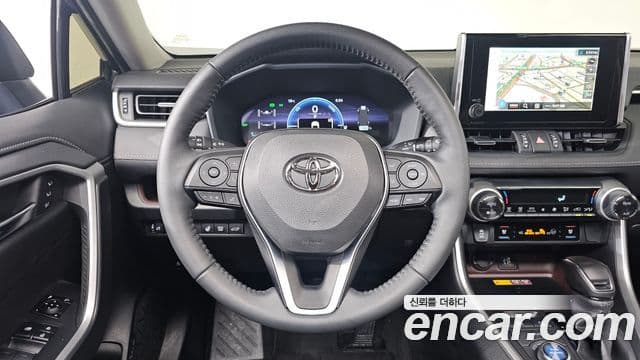 Toyota RAV4 5세대 2.5 4WD гибрид LTD, 2023 13