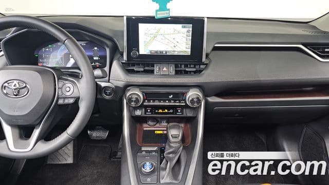 Toyota RAV4 5세대 2.5 4WD гибрид LTD, 2023 14