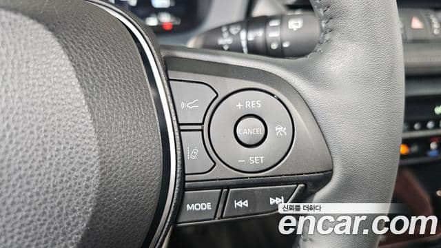 Toyota RAV4 5세대 2.5 4WD гибрид LTD, 2023 16