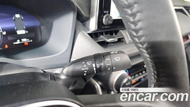 Toyota RAV4 5세대 2.5 4WD гибрид LTD, 2023 17