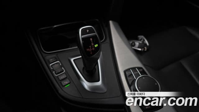 BMW 4시리즈 (F32) 420d Luxury Gran Coupe, 2018 9