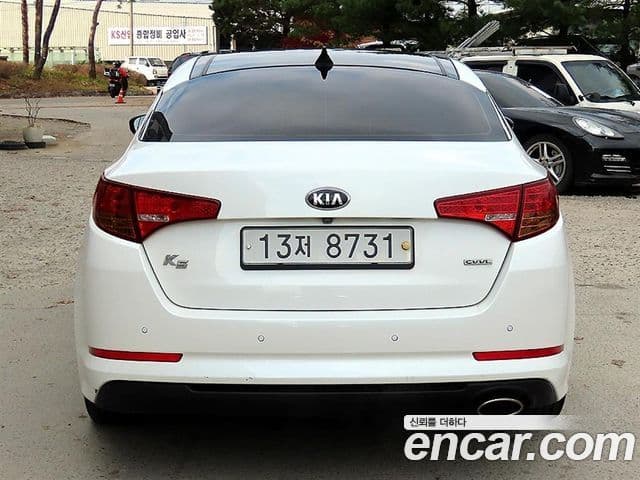 Kia K5 2.0 Deluxe, 2013 4