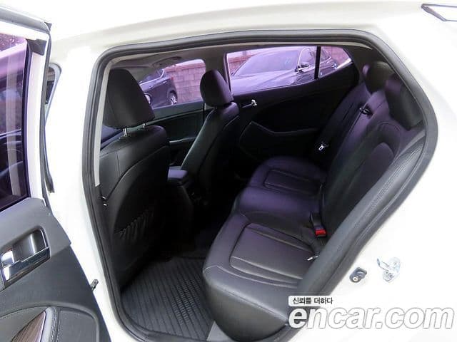 Kia K5 2.0 Deluxe, 2013 6