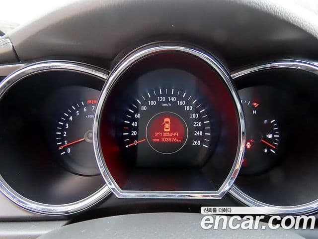 Kia K5 2.0 Deluxe, 2013 9