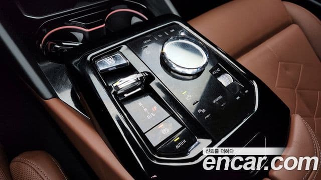 BMW 5시리즈 (G60) 530i xDrive M Sport, 2024 9