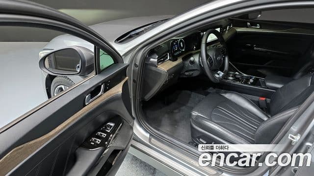 Kia K5 3세대 Signature, 2020 10