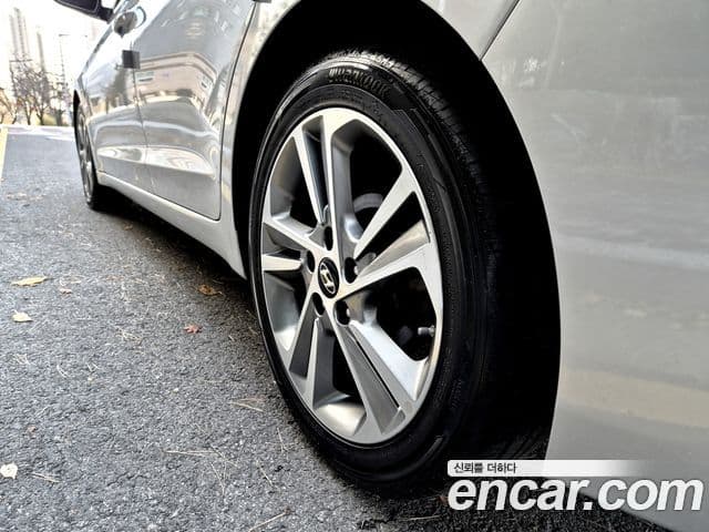 Hyundai Avante AD 1.6 GDI Value Plus, 2018 7