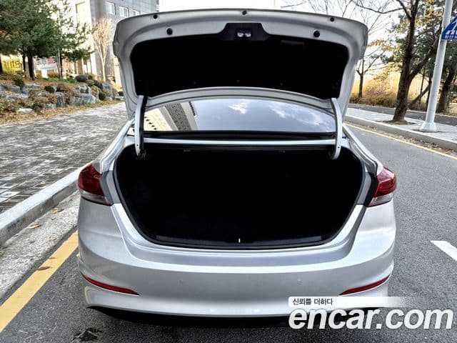 Hyundai Avante AD 1.6 GDI Value Plus, 2018 8