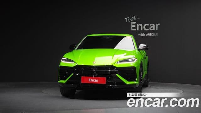 Lamborghini Urus 4.0 V8 SE, 2025 3
