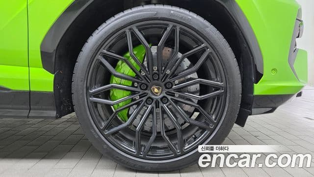 Lamborghini Urus 4.0 V8 SE, 2025 все фото