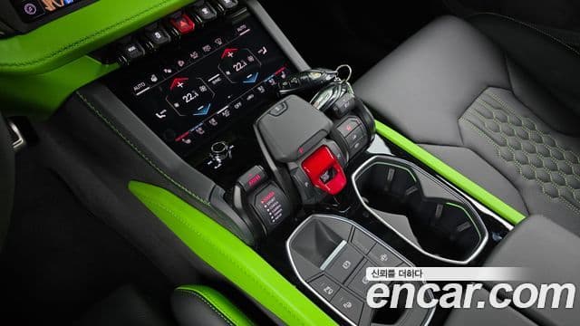 Lamborghini Urus 4.0 V8 SE, 2025 9