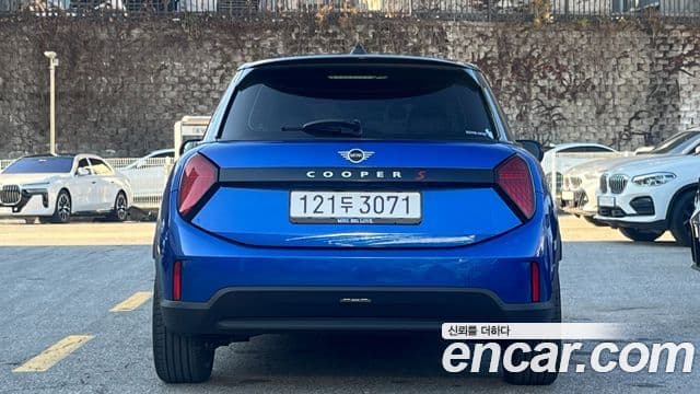 Mini Cooper S 4세대 5도어 favored, 2025 20