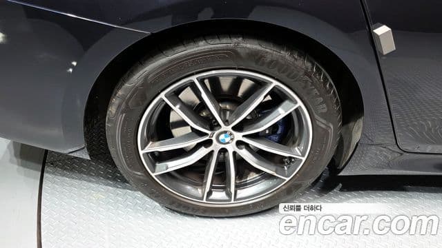 BMW 5시리즈 (G30) 520i M Sport, 2022 все фото