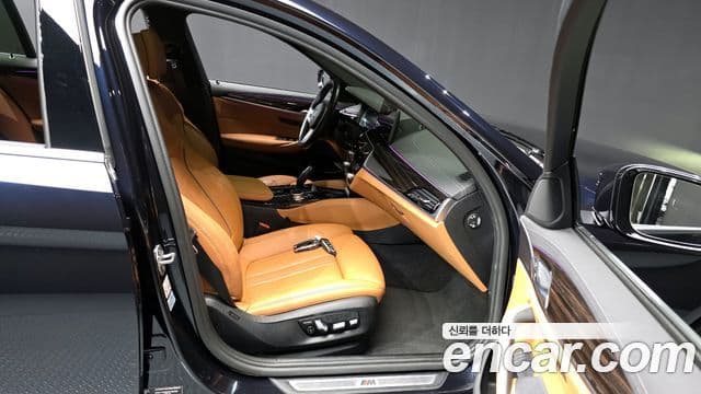 BMW 5시리즈 (G30) 520i M Sport, 2022 11