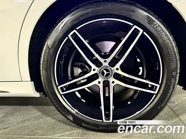 Mercedes-Benz E-класс W214 AMG Line, 2025 19