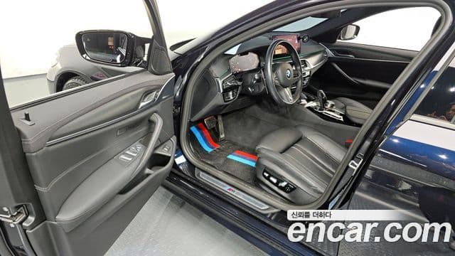 BMW 5시리즈 (G30) 520i M Sport, 2023 11