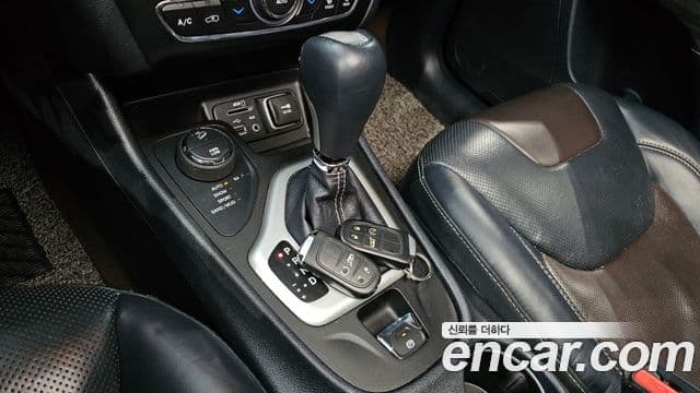 Jeep Cherokee(KL) 2.2 дизель Limited 4WD, 2016 9