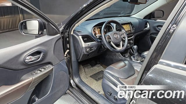 Jeep Cherokee(KL) 2.2 дизель Limited 4WD, 2016 11