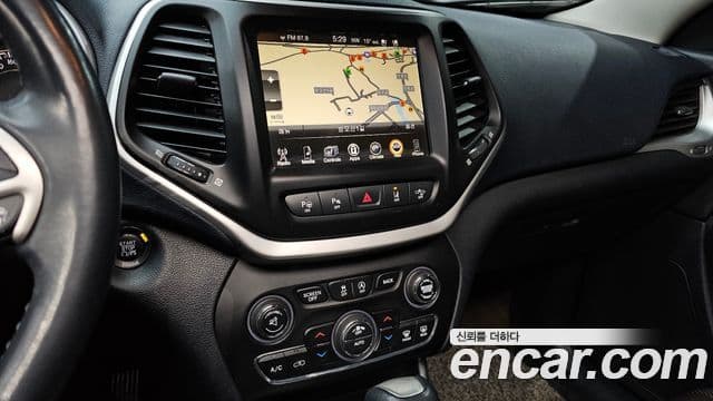 Jeep Cherokee(KL) 2.2 дизель Limited 4WD, 2016 15