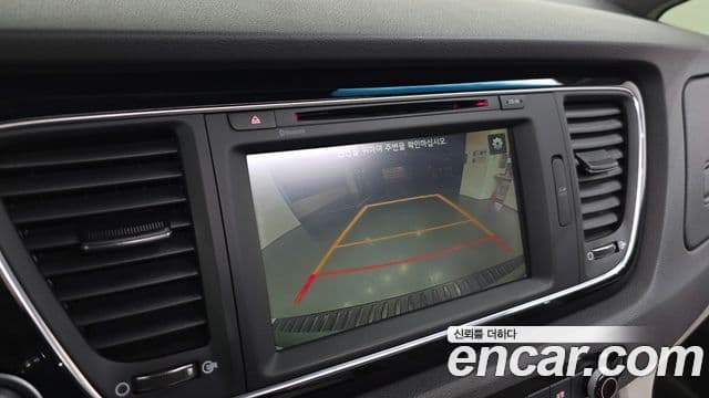 Kia All New Carnival Noblesse, 2015 17