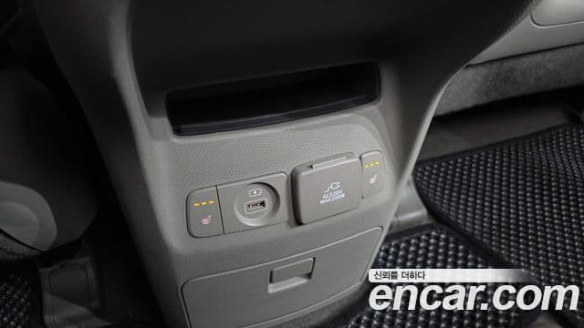 Kia All New Carnival Noblesse, 2015 19