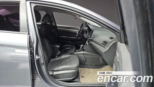 Hyundai The / новый New Avante AD Style, 2019 12