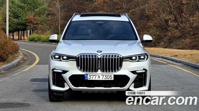 BMW X7 (G07) xDrive 40i M Sport 6인승, 2022 4