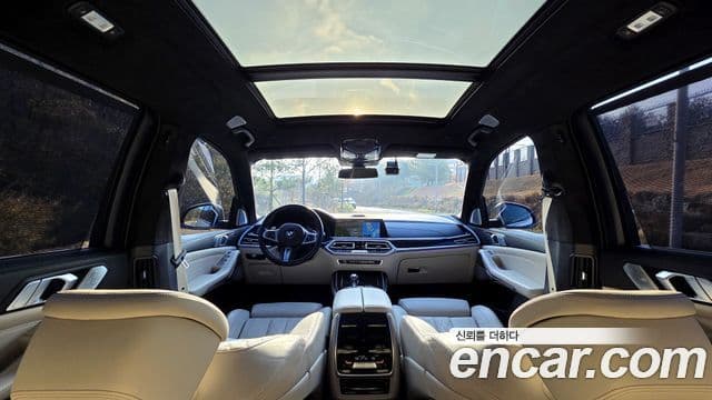 BMW X7 (G07) xDrive 40i M Sport 6인승, 2022 9