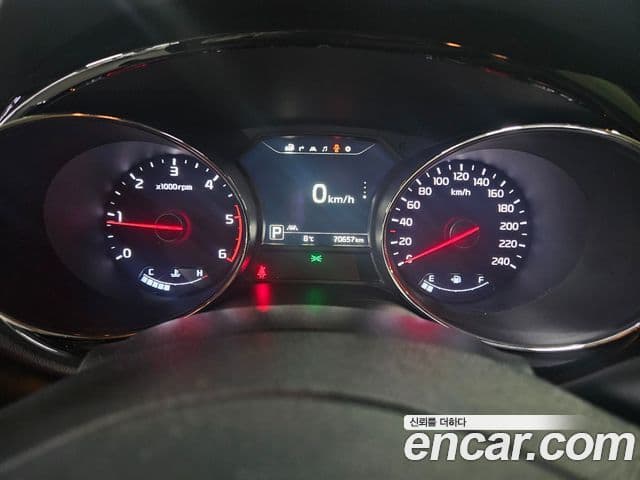 Kia All New Carnival Noblesse, 2017 8