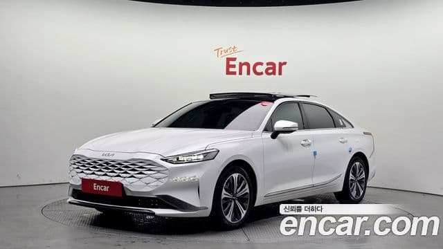 Kia K8 гибрид Signature, 2023 1