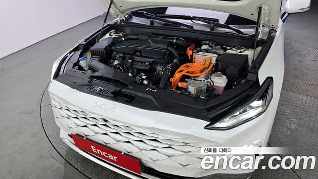 Kia K8 гибрид Signature, 2023 6