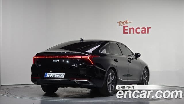 Kia K8 гибрид Noblesse, 2022 2