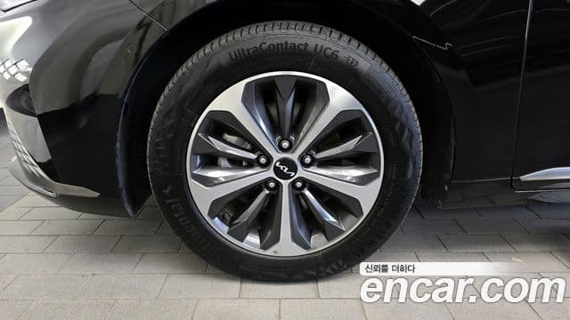 Kia K8 гибрид Noblesse, 2022 все фото