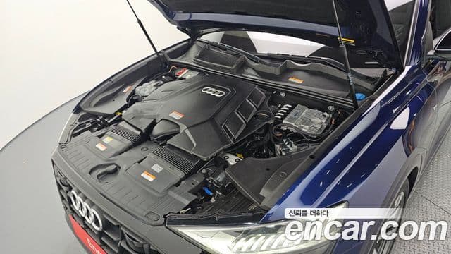 Audi Q8 (4M) Premium, 2023 6