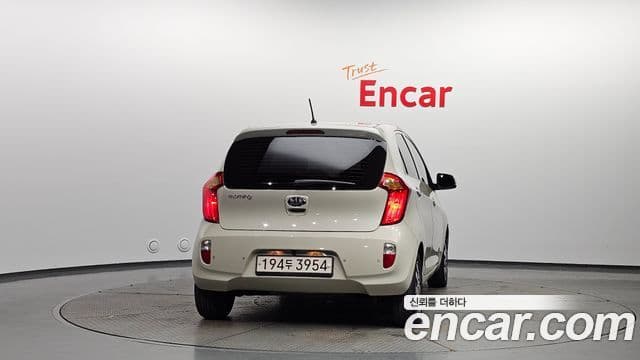 Kia All New Morning Deluxe Trendy, 2015 4