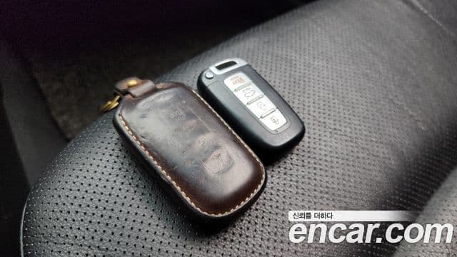 Hyundai YF Sonata Luxury, 2012 18