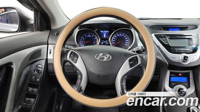 Hyundai Avante MD Premier, 2012 13