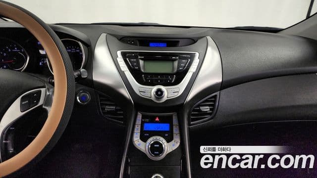 Hyundai Avante MD Premier, 2012 14