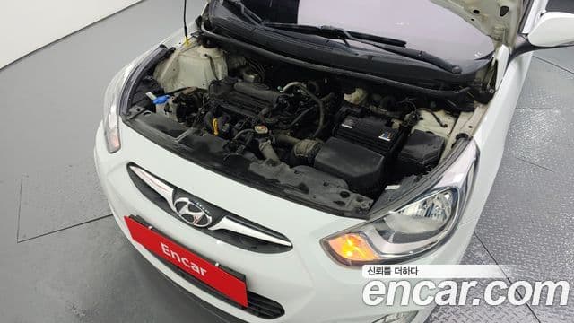 Hyundai Accent(новый кузов / новое поколение) Modern, 2015 6