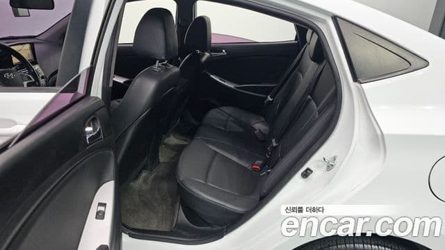 Hyundai Accent(новый кузов / новое поколение) Modern, 2015 11